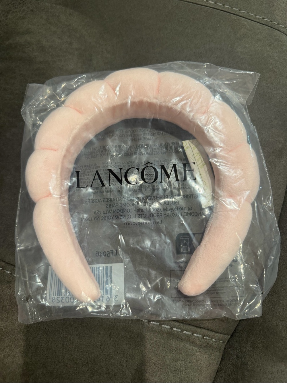 Lancôme Plush Padded Headband in Light Pink